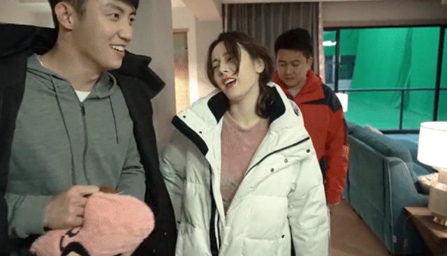 皮皮迪上线，片场cos单身准妈妈，被黄景瑜抢走“宝宝”一脸委屈9号放映厅