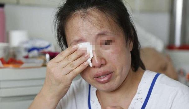 【超级宝妈】“妈妈我好累,趴5分钟可以吗?”男孩说完这句话,睡着了再没醒