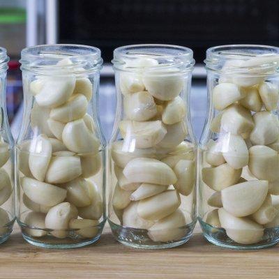 腊八蒜这菜比牛肉营养还高，补脑益智，全家人都爱吃