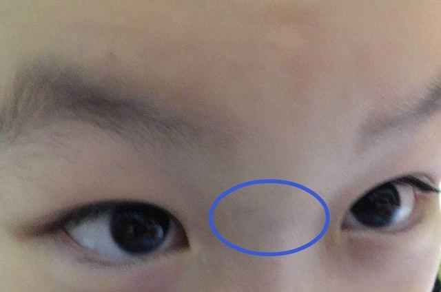 「你的育儿经」宝宝出现5个信号，暗示正在遭遇积食，三个妙招巧消积食