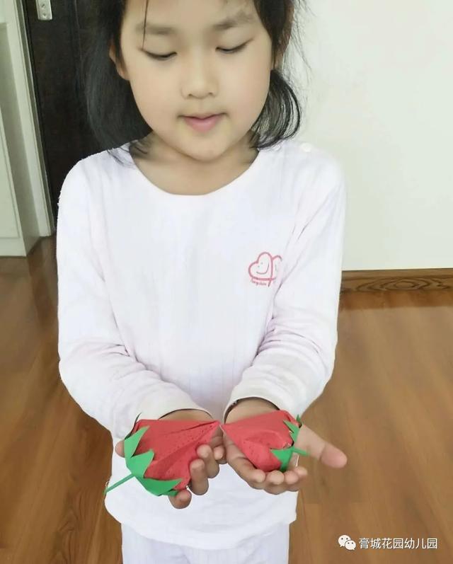你的育儿经▲“童心绘春天”膏城花园幼儿园“送知识”正在进行