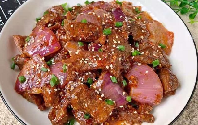 我家隔三差五做这道美食，超下饭，好吃到舔盘