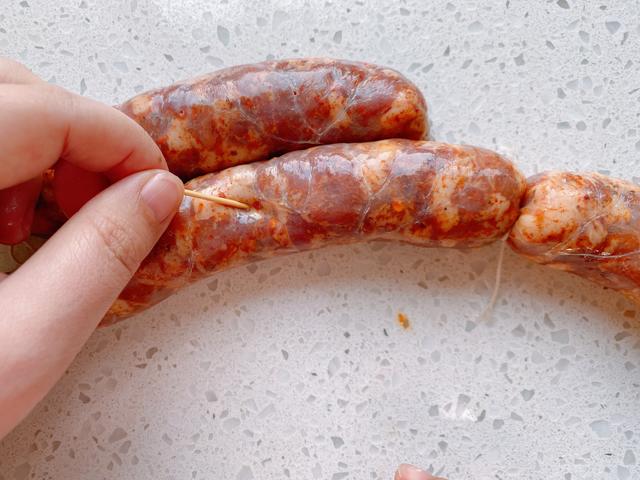 想吃川味香肠不用买了，配方和做法都告诉你，麻辣咸香，味道正宗