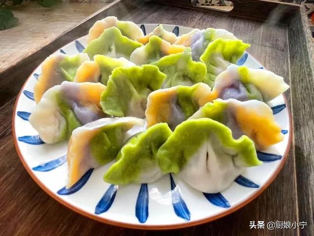 冬至吃饺子，离不开牛肉馅，记住这2招，鲜嫩不腥，上桌就抢光