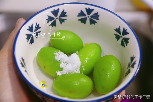 彼岸小姐|广东妈妈常炖这碗汤,孩子常喝少感冒,润喉利咽,比骨头汤好