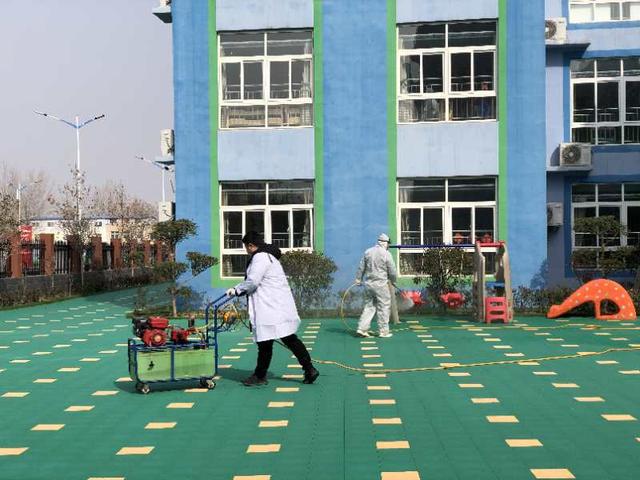 超级宝妈：周口市第三幼儿园为开学做准备