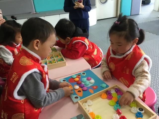 活动|华泾宝宝乐举办“萌娃闹金牛”迎新主题活