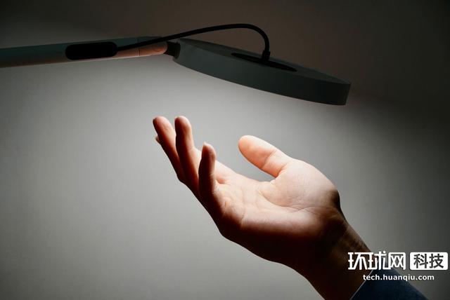 看护|小白智能看护灯开箱：让心意发光，让关爱留“影”