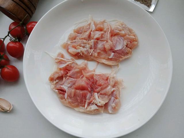 鸡排去腥要用它，比料酒味道好，清新芬芳微酸开胃，现在就流行它