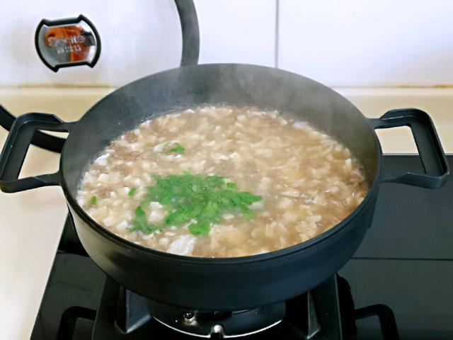 分享西湖牛肉羹的正宗做法，润滑香醇，营养又滋补