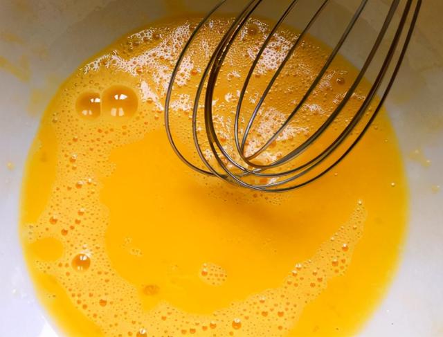 冬天，要多吃蔬菜，3块钱一斤，维C含量高，女人多吃养生滋补