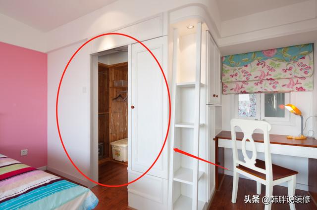 晒晒刚装完的复式新房，家具已经入户，上下两层楼效果直追小别墅