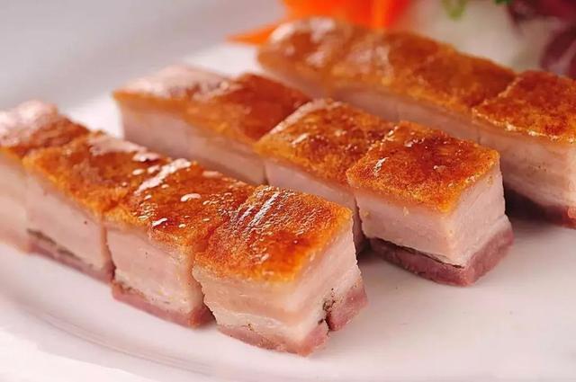教你营养好吃的脆皮五花肉，香而不腻超美味，痛快淋漓地大吃一通
