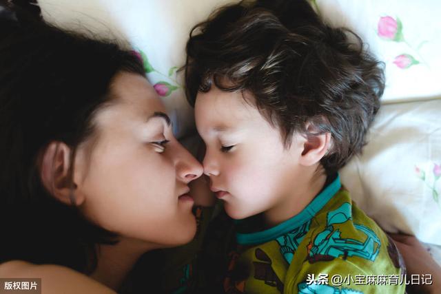 纪夏浮梦|为什么婴儿一出生就能认出你是妈妈？看了三个原因，感觉好暖心