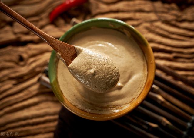 42女子脑梗离世，医生坦言：这种调料吃太多，血管不堵才怪