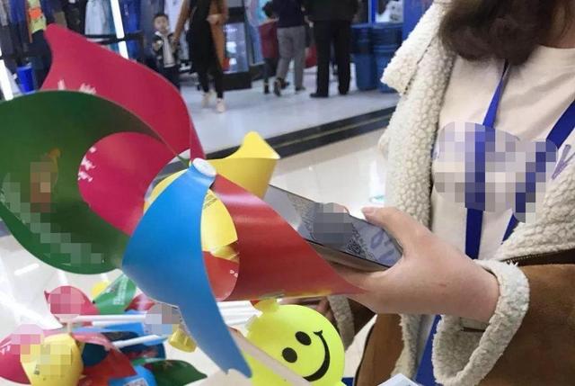 「超级宝妈」关于低俗，与其抵抗，不如教孩子以正确心态看清它然后依然做自己