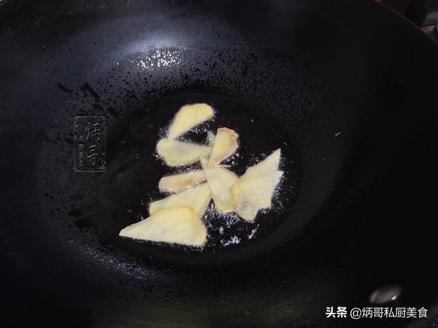 大雪天，东北煮妇炖这汤，酸爽鲜香，一碗下肚全身都暖，比羊汤强