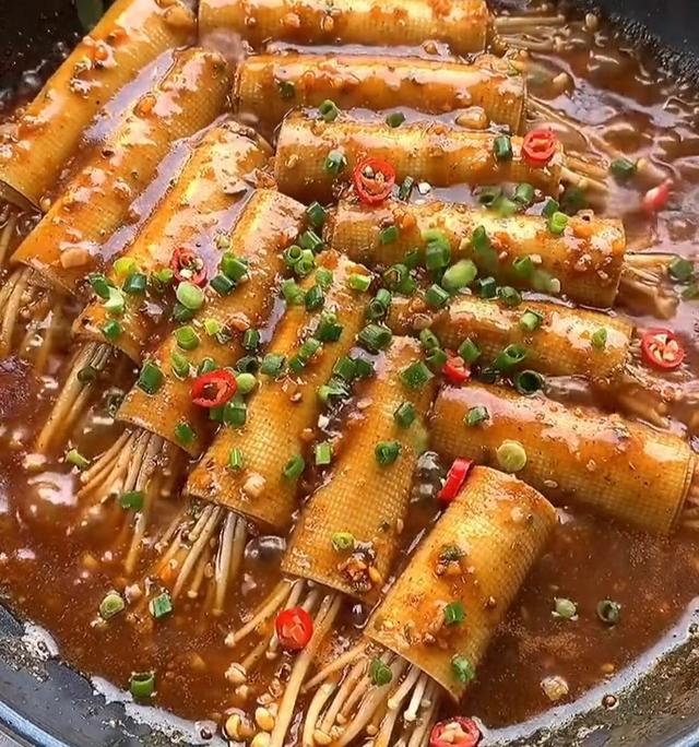 天冷吃它，比肉还好吃，酱香浓郁，一口一个，好吃得停不下来