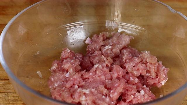 每次家里来客人，这道菜都是我必做的压轴菜，上桌特别受欢迎