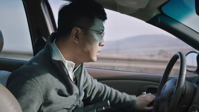 『资讯早知道』《猎狐》王柏林打烂一手好牌,用这点钱打发孙铭,还误交猪队友