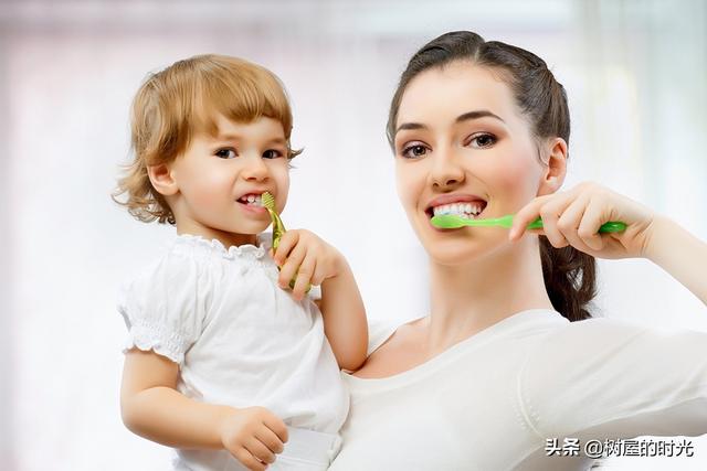 【你的育儿经】希望孩子有一口整洁又洁白的牙齿？家长不妨多给孩子吃一些粗粮吧