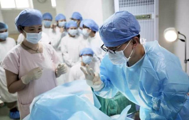 [超级宝妈]“开十指”遇到“一阳指”，走进产房无尊严？过来人不愿再提起