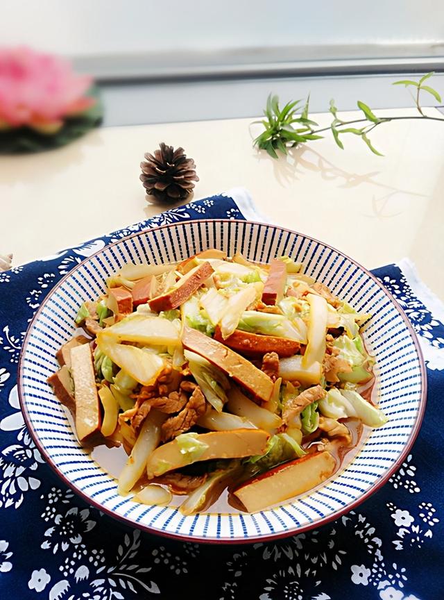 「减糖菜谱」豆腐干炒白菜