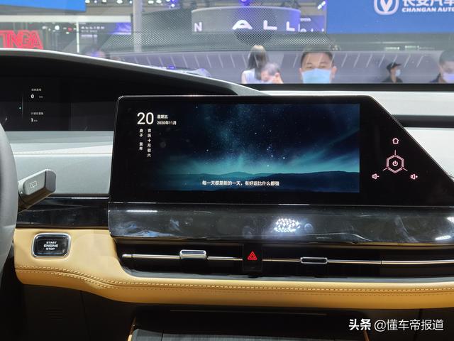 新车丨玩设计、拼内涵 长安UNI-K对战比亚迪唐谁更高档？