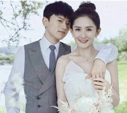 你的育儿经▲有种“独立”叫张杰女儿，仅19个月就自己剥鸡蛋，网友：真乖巧