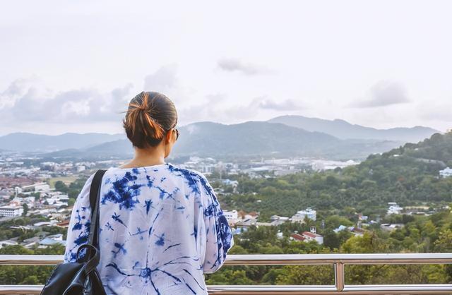 不被父母待见的子女，为什么会很孝顺？他们的回答让人心酸又欣慰