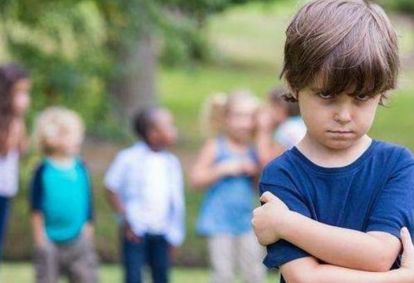 适度自卑，或许让孩子更优秀，别把自卑当作“病”