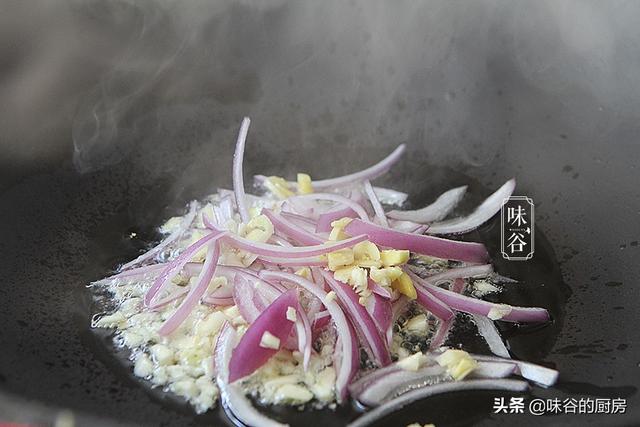 明日大雪，天冷要多吃这肉，肉质细嫩易消化，随手炒一盘特馋人