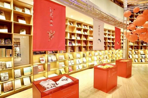 文化|新华文创和LILY时装“好运年年”齐白石新年