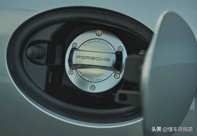 新车｜保时捷“最入门”跑车推纪念版，配4.0升发动机还能敞篷