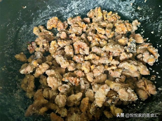 冬季解馋零食，用核桃这样做，高钙高蛋白孩子都爱吃，我家经常做