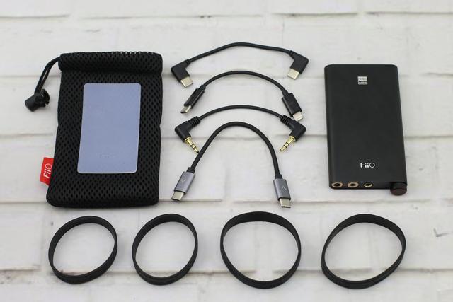 「耳边评测」步枪与钢炮——飞傲Q3解码耳放开箱试听