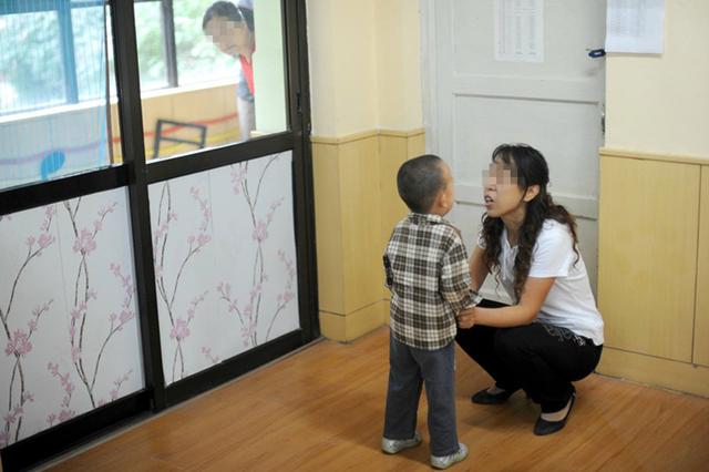 「你的育儿经」孩子上了幼儿园以后，在家不爱吃饭，知道原因后家长却很开心