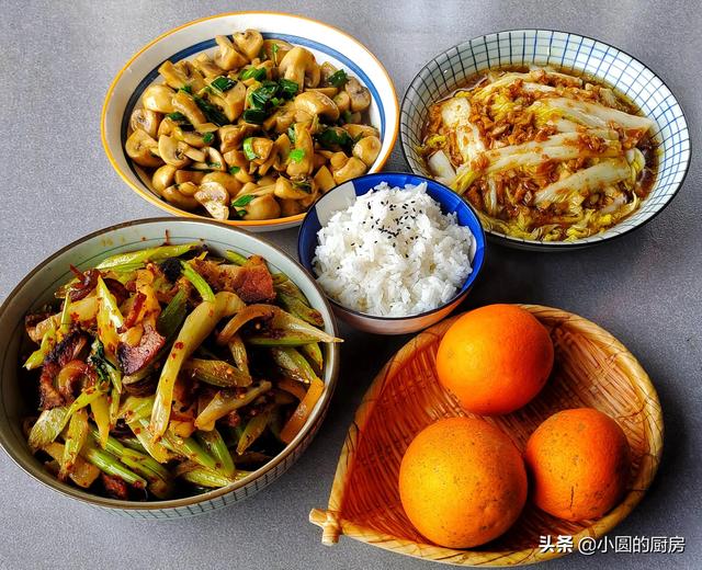 分享午餐，简单的一荤两素，用时30分钟