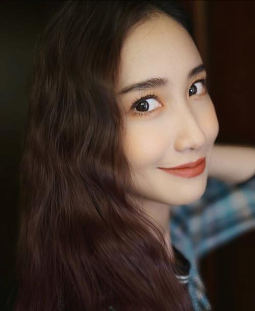 江水寒|和林志颖搭戏成名，靠美妆挤进排行前十，陈彦妃靠笑容制胜