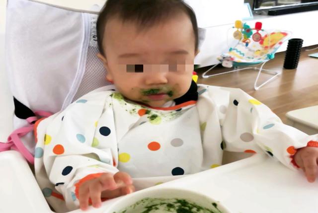 『画说育儿』宝宝喂养无小事,婴儿米粉这个月龄就该戒了,晚了伤害显而易见