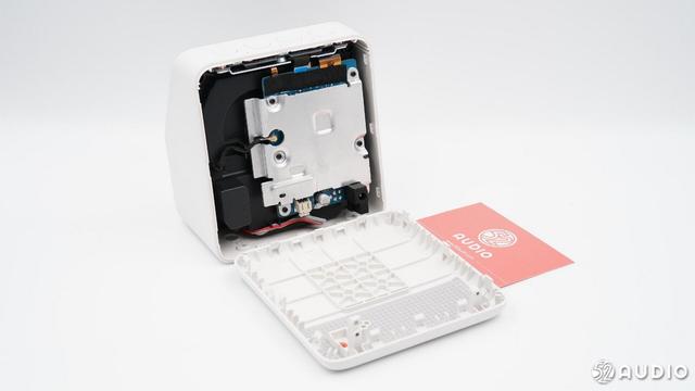 拆解报告：天猫精灵 CC MINI 带屏智能音箱