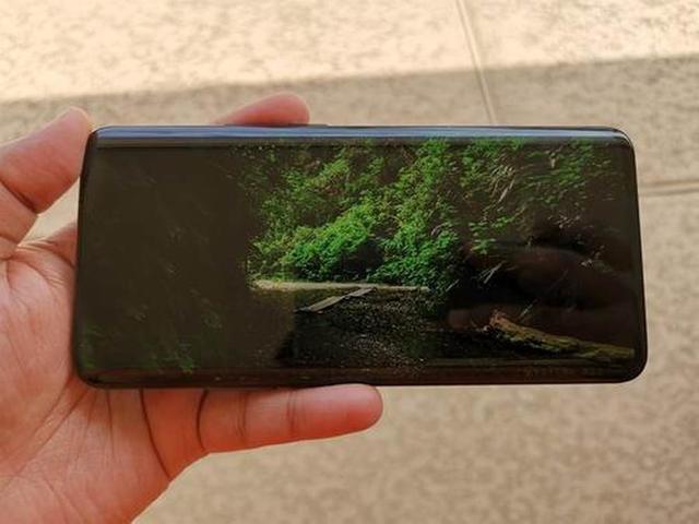 小米11 Pro曝光：超频875+2K高刷屏