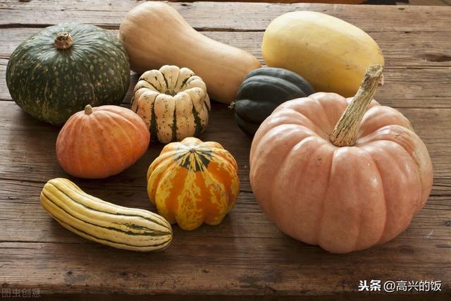 烙南瓜饼，用面粉还是糯米粉？其实都不对，用这个方法，凉了不硬