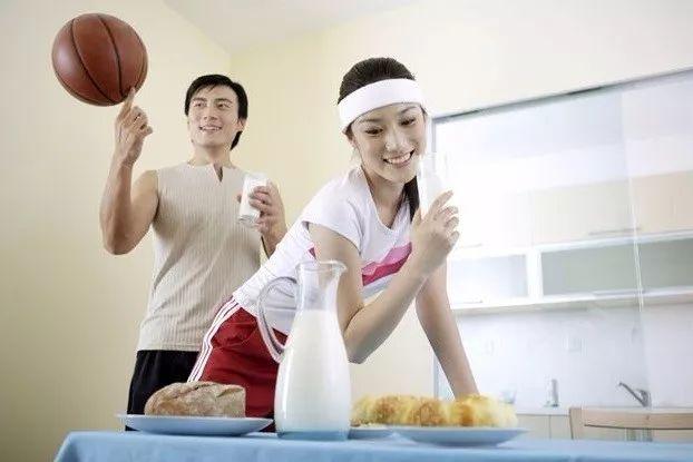 「超级宝妈」怀孕生子，你花了多少钱？新手妈咪：才怀四个月，房子首付钱没了