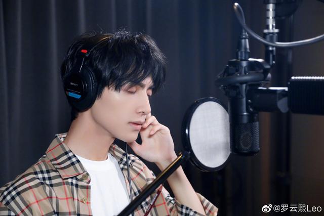 不明白小姐|鹿晗、杨幂、任嘉伦、罗云熙、赖冠霖