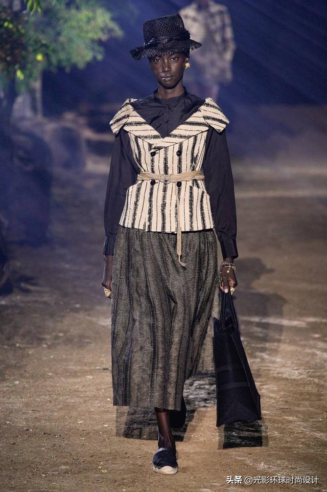 最时尚Christian Dior 2020春夏系列-贴近自然的森林秀