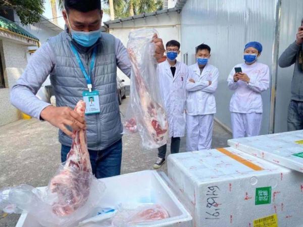 开饭啦！今日菜单：蒙古国羊肉汤