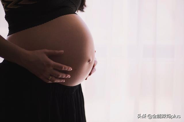 一个小心愿|“多喝水”羊水就不会偏低？不一定，这3种“信号”孕妈要警惕
