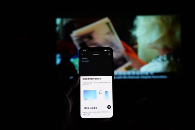 2400ANSI亮度！入门高端旗舰坚果J10画质及效果展示