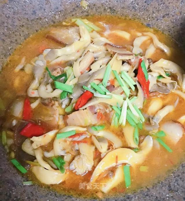 等了一年的腊肉，忍不住想尝尝鲜！味道醇香，百搭又下饭